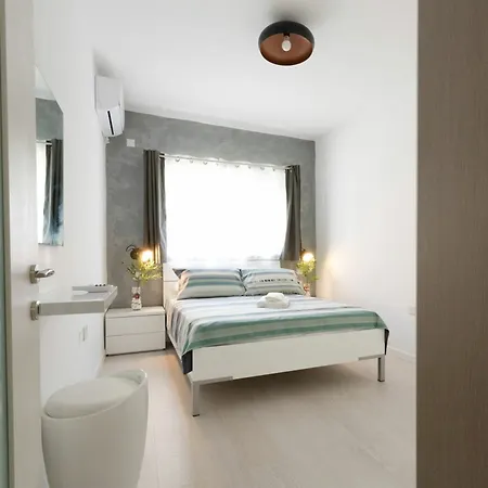 St. Michael's Court B 3 Saint Julian's
