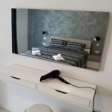 St. Michael's Court B 3 * San Giuliano